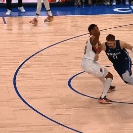 华体会官网-东契奇第16次技犯被取消 无需停赛可出战收官战