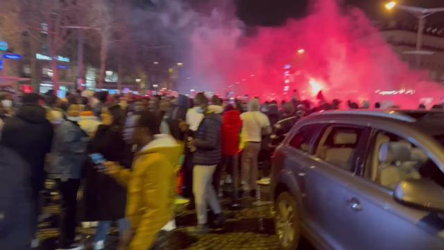 1644317932369086915.jpg 44.jpg