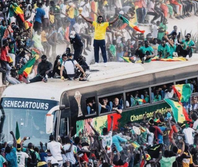 1644491601158045440.png image.png